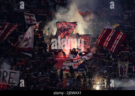 Bologna, Italy. 20 March, 2022. Fans of Bologna FC during the Serie A match between Bologna FC and Atalanta BC at Stadio Renato Dall'Ara on March 20, 2022. Credit: Ciancaphoto Studio/Alamy Live News Stock Photo