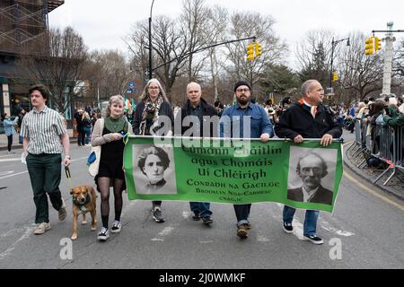 New York, USA. 20th Mar, 2022. Irish Americans march in the St. Patrick's Day Parade in the Park Slope neighborhood of Brooklyn, New York, on Mar. 20, 2022. (Photo by Gabriele Holtermann/Sipa USA) Credit: Sipa USA/Alamy Live News Stock Photo