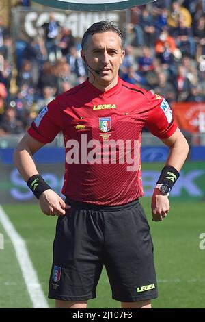 The referee Gianluca Aureliano during the Italian soccer Serie B match AC  Pisa vs AS Cittadella on March 20, 2022 at the Arena Garibaldi in Pisa,  Italy (Photo by Gabriele Masotti/LiveMedia/NurPhoto Stock