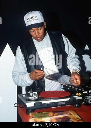 洋楽 Dr. Dre GZA Cam'ron SOURCE Mag HIPHOP THE SOURCE MAGAZINE AUGUST 1999 ISSUE 109 DR DRE Camron