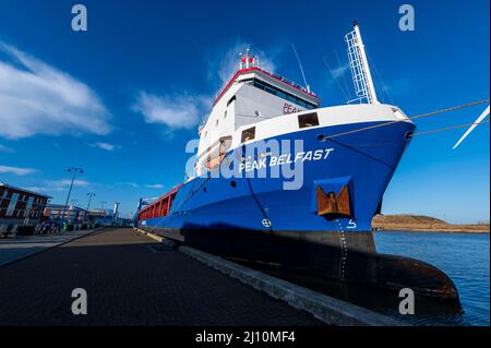 General Cargo Ship Peak Belfastmoore in Blyth Docks, Northumberland, uk Stock Photo