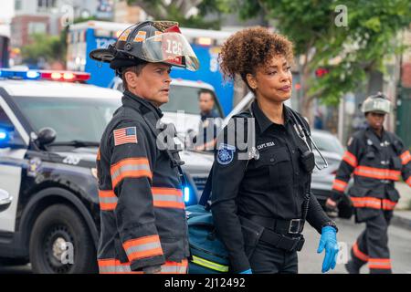 9-1-1: LONE STAR, (aka 911: LONE STAR), From Left: Greg Wrangler, Andi ...