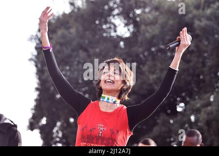 Roma, Italien. 21st Mar, 2022. People wearing signs attend a demonstration calling for peace between Ukraine and Russia, in Rome, (Italy) March 20th 2022 Credit: dpa/Alamy Live News Stock Photo