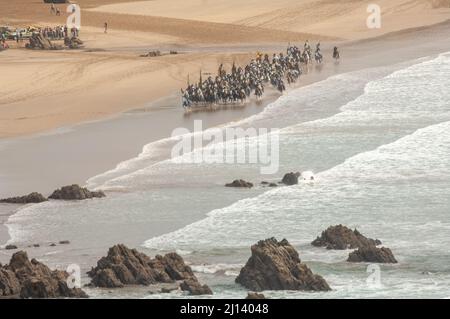 Snow White and the Huntsman, Battle on the Beach, Marloes Sands, Pembrokeshire, Wales, UK Stock Photo