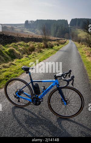 Orbea Gain electric road bike with optional range extender battery bottle Marl Hill Bowland Lancashire UK Stock Photo Alamy