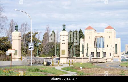 Historic Webster Tube, Alameda portal. The Posey tube is the second oldest underwater vehicular tunnel in the US. Built in 1928 linking the island of Stock Photo
