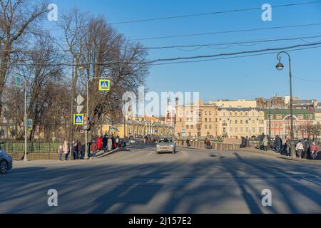20/03/2022 16:54 PM Russia St. Petersburg Moika river embankment, daytime car traffic. Church of the Holy Great Martyr and Healer Panteleimon. Stock Photo