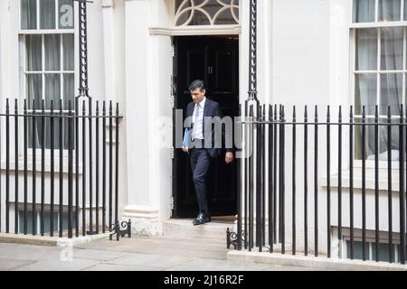 London, UK. 23rd Mar, 2022. Rishi Sunak MP, Chancellor of the Exchequer, outside 11 Downing Street before giving his Spring Statement to Parliament. Credit: Malcolm Park/Alamy Live News. Credit: Malcolm Park/Alamy Live News