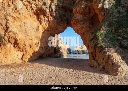 Praia dos Tres Irmaos, rocky landscape on the beach, Alvor, Algarve, Portugal, Europe Stock Photo