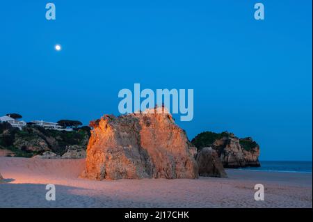 Praia dos Tres Irmaos, rocky landscape on the beach, Alvor, Algarve, Portugal, Europe Stock Photo