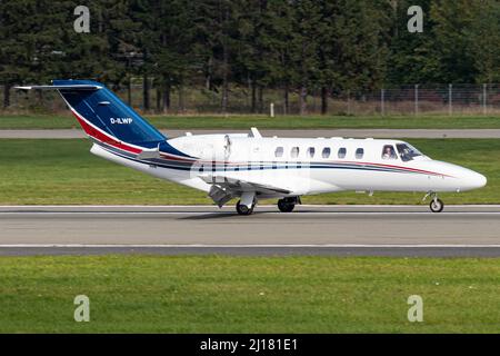 Pergande Air Cessna 525A CitationJet CJ2 (D-ILWP, 525A0471) approaching Hamburg Airport, HAM, EDDH Stock Photo