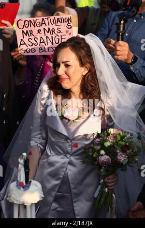 London, UK. 23rd Mar, 2022. Bride STELLA MORIS is seen leaving HM Prison Belmarsh following her wedding to Wikileaks founder Julian Assange at Belmarsh Prison in Thamesmead, East London. The couple, who met when Assange was living in the Ecuadorian embassy in London, have two children. Dame Vivienne Westwood is reported to have designed Ms MorisÕs wedding dress and a kilt for Julian Assange. Photo credit: Ben Cawthra/Sipa USA **NO UK SALES** Credit: Sipa USA/Alamy Live News Stock Photo