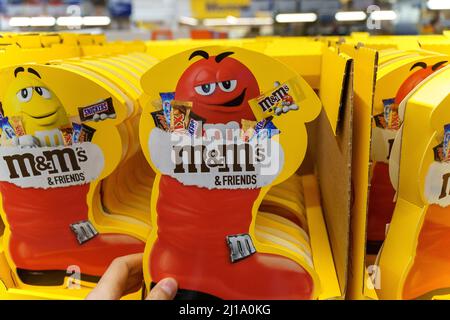 Tyumen, Russia-December 02, 2021: Chocolate m and ms Crispy Chocolate. Friends Stock Photo