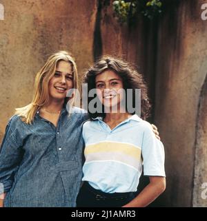 Randale, ZDF Fernsehfilm, 1982, Regie: Manfred Purzer, Szene: Cornelia Calwer und Jocelyne Boisseau. Randale, TV film, 1982, directed by Manfred Purzer, scene:  Cornelia Calwer and Jocelyne Boisseau Stock Photo