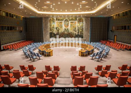 UN SECURITY COUNCIL ROOM IN THE UNITED NATIONS ORGANIZATION HEADQUARTERS IN NEW YORK, PEACE IN THE WORLD, UNO, MIDTOWN MANHATTAN, NEW YORK CITY, NEW YORK, USA Stock Photo