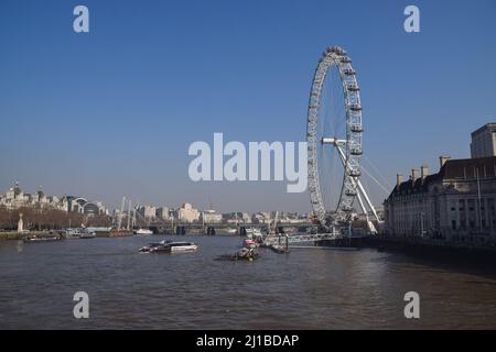 London, UK. 24th March 2022. London Eye and River Thames panorama on a clear, sunny day. Stock Photo