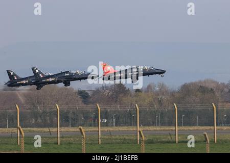 Leeming Bar, UK. 24th Mar, 2022. The RAF T2 Hawks take off at RAF Leeming as part of the 100 Squadron disbandmen flyby at RAF Leeming in Leeming Bar, United Kingdom on 3/24/2022. (Photo by Mark Cosgrove/News Images/Sipa USA) Credit: Sipa USA/Alamy Live News Stock Photo