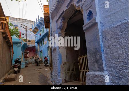 Jodhpur, Rajasthan, India - October 21st, 2019 : Traditional colorful houses. Blue is symbolic for Hindu Brahmins, being upper caste. Stock Photo