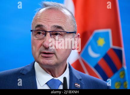 Berlin, Germany. 24th Mar, 2022. Gordan Grlic Radman, Foreign Minister of Croatia, speaking at a press conference after his meeting with Foreign Minister Baerbock at the Federal Foreign Office. Credit: Bernd von Jutrczenka/dpa Pool/dpa/Alamy Live News Stock Photo