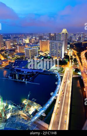 Aerial view of sunset at Marina Bay Singapore city skyline Stock Photo ...