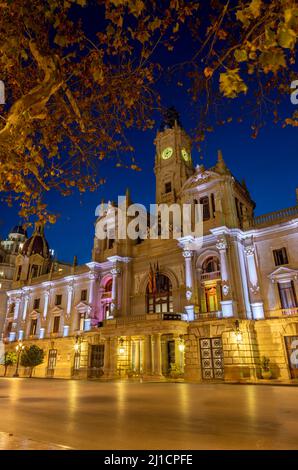 Valenica - The builiding Ayuntamiento de Valencia at dusk. Stock Photo