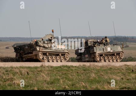 FV434 British Army (REME) Bulldog Armoured Repair Vehicle with 3-ton ...