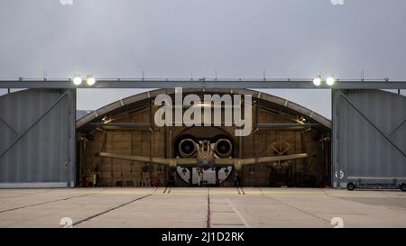 Idaho Air National Guard Aerospace Propulsion specialists conduct engine runs in the 124th Fighter Wing’s “Hush House” at Gowen Field, Boise, Idaho, March 13, 2022. The facility is designed to allow the Airmen to observe and function test the A-10 Thunderbolt II engines as they are running. (U.S. Air National Guard photo by Senior Master Sgt. Joshua C. Allmaras) Stock Photo