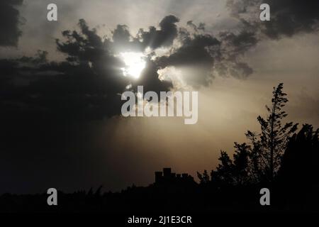 25.07.2021, Italy, Viterbo, Torre Alfina - dramatic light over Castello Torre Alfina. 00S210725D193CAROEX.JPG [MODEL RELEASE: NO, PROPERTY RELEASE: NO Stock Photo