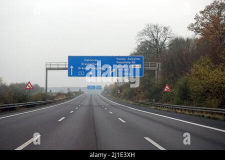 14.11.2021, Germany, Lower Saxony, Braunschweig - No traffic on the A2 in the direction of Dortmund after a full closure. 00S211114D565CAROEX.JPG [MOD Stock Photo