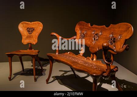 Chairs made by Gaudí for the Casa Calvet in the Gaudí exhibition at the MNAC in 2021 (Barcelona, Catalonia, Spain) ESP: Sillas hechas por Gaudí (BCN) Stock Photo