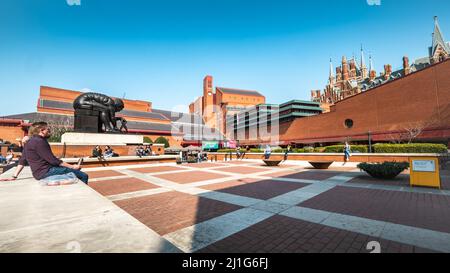 The British Library, London. A bright Spring day in the courtyard of the brick built library, depository and academic literary institution. Stock Photo