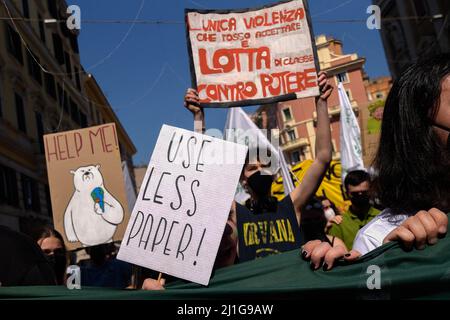 Rome, Italy. 25th Mar, 2022. Protesters hold placards expressing their opinion during the demonstration. Climate activists held a demonstration organized by Fridays For Future, as part of the Global Climate Strike calling for action against climate change. Credit: SOPA Images Limited/Alamy Live News Stock Photo