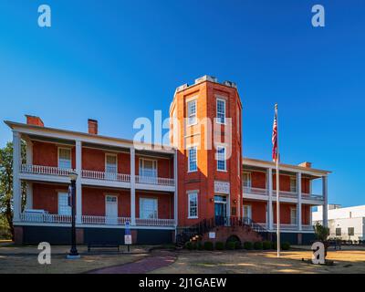 Sunny view of the MacArthur Museum of Arkansas Military History at Little Rock Stock Photo