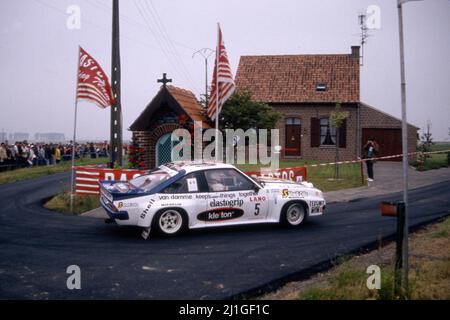 Jimmy McRae (GBR) Ian Grindrod (GBR) Opel Manta 400 GrB Stock Photo