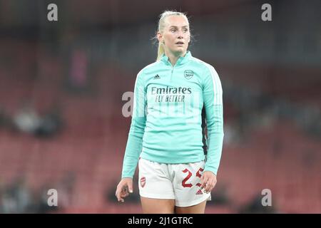 LONDON, UK. MAR 22ND Stina Blackstenius of Arsenal Women warms up during the UEFA Womens Champions League Quarter Final match between Arsenal and VFL Wolfsburg at the Emirates Stadium, London on Wednesday 23rd March 2022. (Credit: Tom West | MI News) Credit: MI News & Sport /Alamy Live News Stock Photo