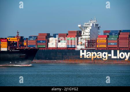 Container cargo ship Al Manamah, owned by Hapag-Lloyd, and VALPARAISO EXPRESS, departing, in the harbor entrance of the deepwater port Maasvlakte 2, t Stock Photo