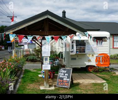 Murchison, Tasman region/New Zealand - March 6, 2022: Tutaki Bakery, claimed to be the smallest bakery on the south island. Stock Photo