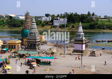 Pandharpur, India, 26 February 2022, Pundalik temple on bank of river chandrabhaga at Pandharpur, Maharashtra, India. Stock Photo