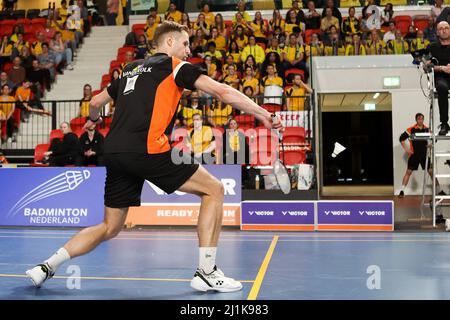 DEN HAAG, NETHERLANDS - MARCH 26: Jordy Hilbink of BC Duinwijck during the Finale Landskampioenschap Eredivisie Badminton match between Avi Air Almere and BC Duinwijck at Sportcampus Zuiderpark on March 26, 2022 in Den Haag, Netherlands (Photo by Hans van der Valk/Orange Pictures) Stock Photo