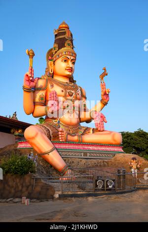 TRINCOMALEE, SRI LANKA - FEBRUARY 09, 2020: Giant Statue of Shiva. Koneswaram Temple. Trincomalee, Sri Lanka Stock Photo