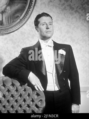 DON AMECHE in HEAVEN CAN WAIT (1943), directed by ERNST LUBITSCH. Credit: 20TH CENTURY FOX / Album Stock Photo