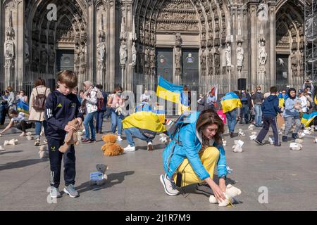 The German-Ukrainian Association BLAU GELBES KREUZ Is Holding A Special ...