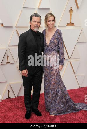 Josh Brolin and Kathryn Boyd Brolin at the 94th Annual Academy Awards