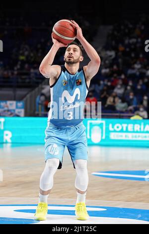 Madrid, Spain. 27th Mar, 2022. Lucas Faggiano of Movistar Estudiantes seen in action during the LEB Oro 2021-22 league match between Movistar Estudiantes and Caceres Basketball at the Palacio de los Deportes in Madrid. (Final score; Movistar Estudiantes 83-76 Cáceres Basketball) (Photo by Atilano Garcia/SOPA Images/Sipa USA) Credit: Sipa USA/Alamy Live News Stock Photo