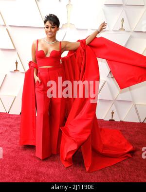 Los Angeles, CA. 27th Mar, 2022. Ariana DeBose at arrivals for 94th Academy Awards - Arrivals 1, Dolby Theatre, Los Angeles, CA March 27, 2022. Credit: Priscilla Grant/Everett Collection/Alamy Live News Stock Photo