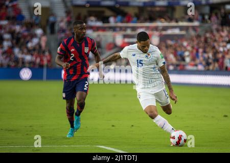 March 27, 2022: Panama defender Eric Davis (15) takes a shot during the  FIFA World Cup 2022 qualifying match between Panama and USMNT Orlando, FL.  USA defeats Panama 5 to 1. Jonathan