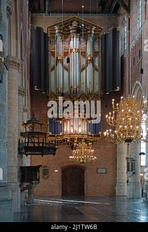 The Pieterskerk,a late-Gothic Dutch Protestant church in Leiden dedicated to Saint Peter.Known today as the church of the Pilgrim Fathers,where the pastor John Robinson was buried.fathers of the church.church organ Stock Photo