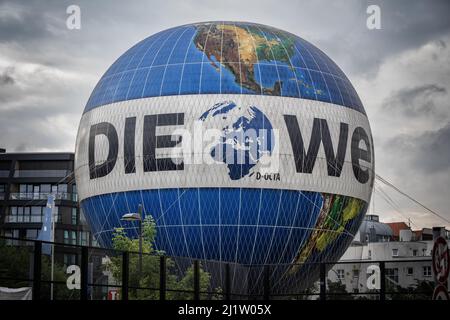 Berlin, Germany - August 4, 2021: Welt Balloon (Formerly Hi-Flyer), Air Service Berlin Weltballon in city center Stock Photo