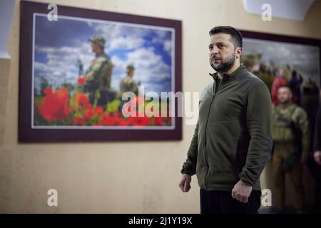 Kyiv, Ukraine. 26th Mar, 2022. Ukrainian President Volodymyr Zelenskyy, arrives for a ceremony to present medals for heroism to National Guard of Ukraine, March 26, 2022 in Kyiv, Ukraine. Credit: Ukraine Presidency/Ukraine Presidency/Alamy Live News Stock Photo