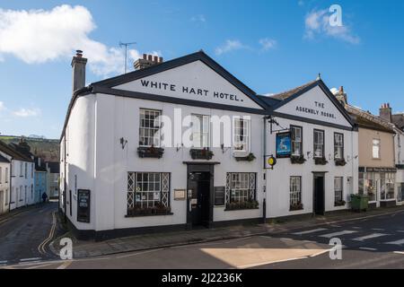 White Hart Hotel and the Assembly Rooms in Modbury, South Hams, Devon, UK Stock Photo